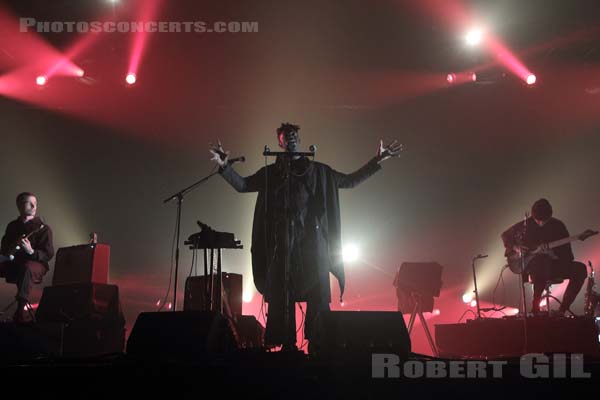 MOSES SUMNEY - 2017-11-02 - PARIS - Grande Halle de La Villette - 